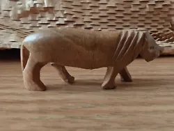 Buy Hand Carved Wooden African Animals - Lion • 7.99£