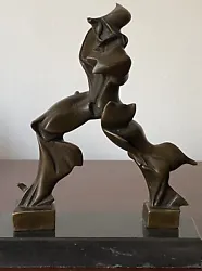 Buy Umberto Boccioni ‘Unique Forms Of Continuity In Space’ Bronze Sculpture Repro • 265£