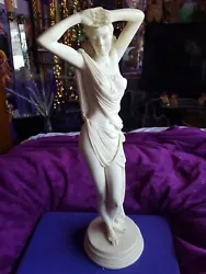 Buy Art Deco Lady Statue • 45£