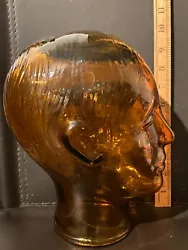 Buy Glass Sculpture Of A Head  • 0.99£