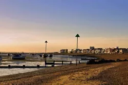 Buy Thorpe Bay Beach Southend On Sea Essex England Photograph Picture • 2.99£