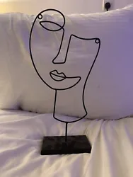 Buy Picasso Style Infinity Face Statue  • 4.99£